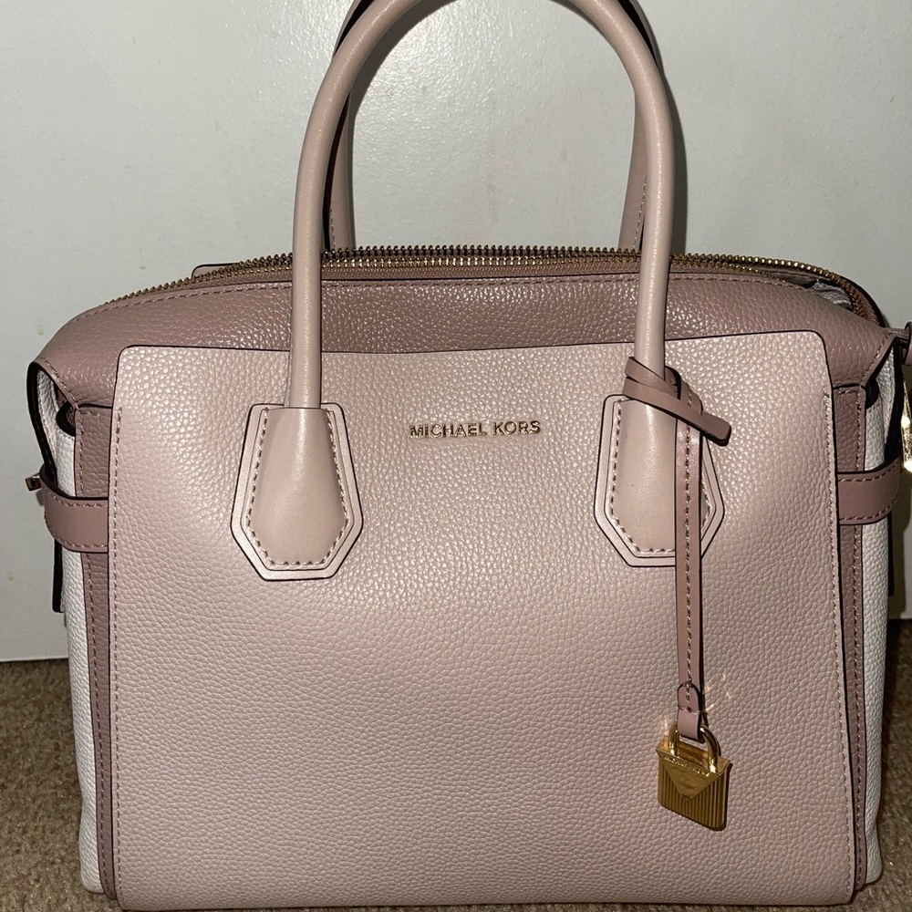 MK Michael Kors purse